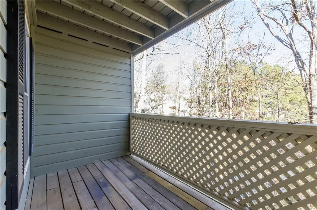 807 Vicksburg Place, Sandy Springs, Georgia 30350, 3 Bedrooms Bedrooms, ,2 BathroomsBathrooms,Residential,Sold,807 Vicksburg Place,5955638