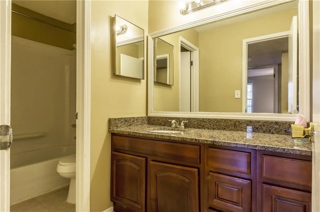 807 Vicksburg Place, Sandy Springs, Georgia 30350, 3 Bedrooms Bedrooms, ,2 BathroomsBathrooms,Residential,Sold,807 Vicksburg Place,5955638