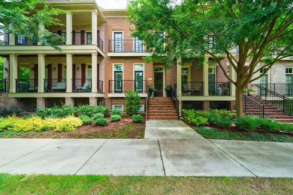 617 Riverlawn Court, Atlanta, Georgia 30339, 4 Bedrooms Bedrooms, ,4 BathroomsBathrooms,Residential,Sold,617 Riverlawn Court,6918230