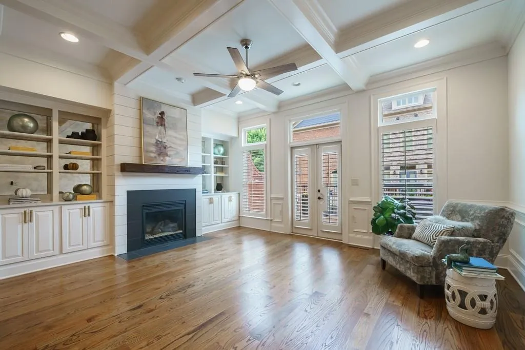 617 Riverlawn Court, Atlanta, Georgia 30339, 4 Bedrooms Bedrooms, ,4 BathroomsBathrooms,Residential,Sold,617 Riverlawn Court,6918230