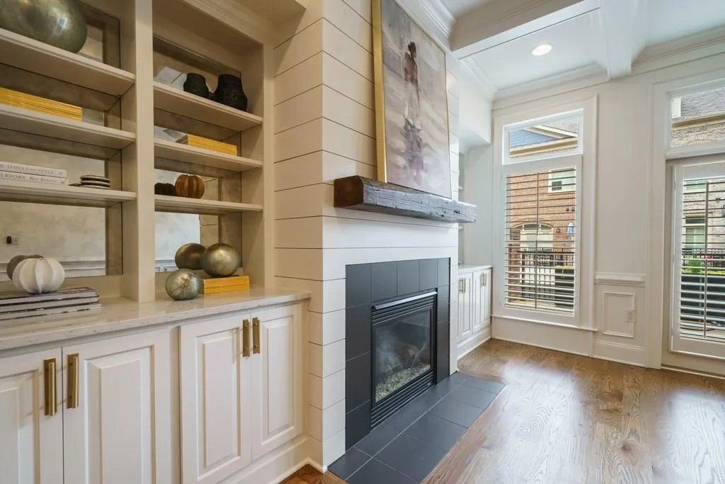 617 Riverlawn Court, Atlanta, Georgia 30339, 4 Bedrooms Bedrooms, ,4 BathroomsBathrooms,Residential,Sold,617 Riverlawn Court,6918230