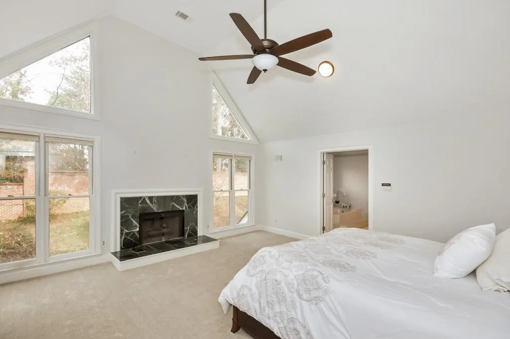130 Barnard Place, Sandy Springs, Georgia 30328, 4 Bedrooms Bedrooms, ,4 BathroomsBathrooms,Residential,Sold,130 Barnard Place,6110370