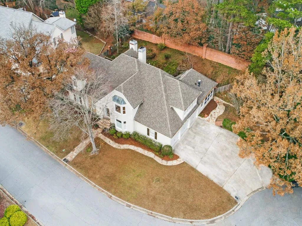 130 Barnard Place, Sandy Springs, Georgia 30328, 4 Bedrooms Bedrooms, ,4 BathroomsBathrooms,Residential,Sold,130 Barnard Place,6110370