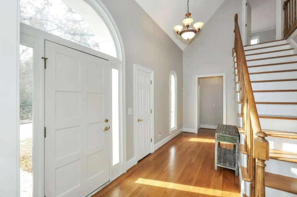 130 Barnard Place, Sandy Springs, Georgia 30328, 4 Bedrooms Bedrooms, ,4 BathroomsBathrooms,Residential,Sold,130 Barnard Place,6110370
