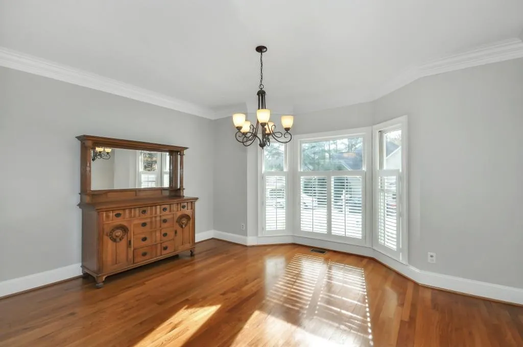 130 Barnard Place, Sandy Springs, Georgia 30328, 4 Bedrooms Bedrooms, ,4 BathroomsBathrooms,Residential,Sold,130 Barnard Place,6110370