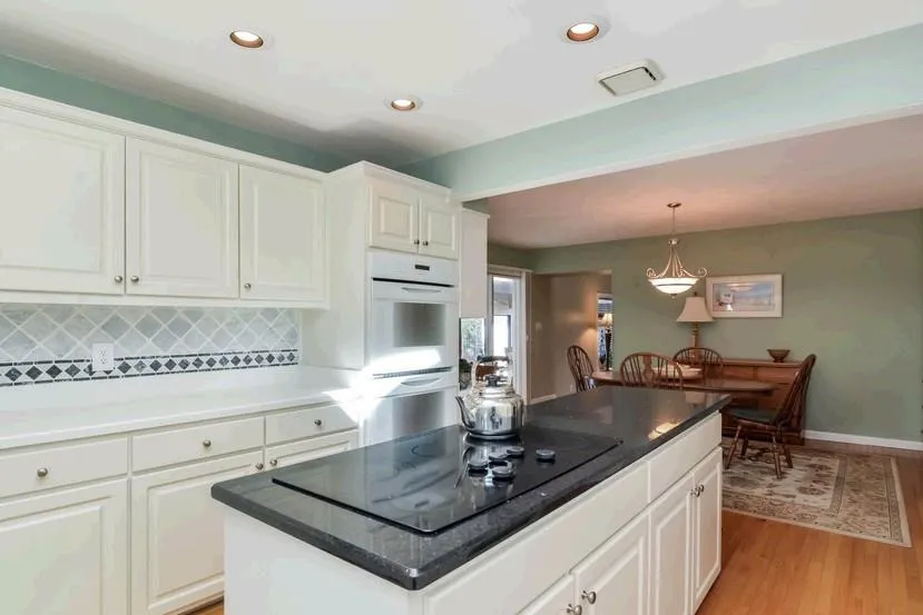 8025 Monticello Drive, Atlanta, Georgia 30350, 5 Bedrooms Bedrooms, ,4 BathroomsBathrooms,Residential,Sold,8025 Monticello Drive,5650643
