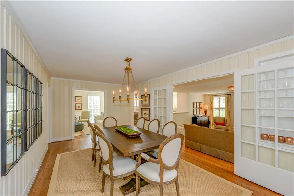 408 Meadowbrook Drive, Atlanta, Georgia 30342, 3 Bedrooms Bedrooms, ,3 BathroomsBathrooms,Residential,Sold,408 Meadowbrook Drive,6031710