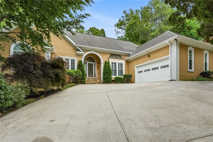 1964 Fields Pond Drive, Marietta, Georgia 30068