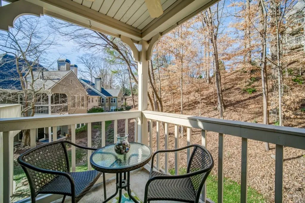 602 Bainbridge Drive, Atlanta, Georgia 30327, 2 Bedrooms Bedrooms, ,2 BathroomsBathrooms,Residential,Sold,602 Bainbridge Drive,6989102