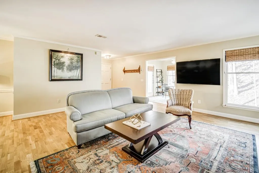 602 Bainbridge Drive, Atlanta, Georgia 30327, 2 Bedrooms Bedrooms, ,2 BathroomsBathrooms,Residential,Sold,602 Bainbridge Drive,6989102