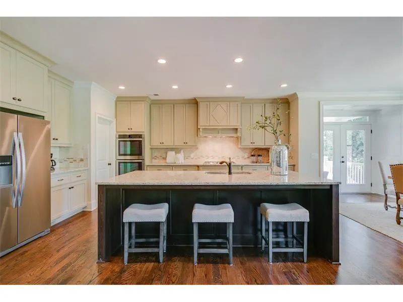 5000 Lazarian Court, Sandy Springs, Georgia 30350, 5 Bedrooms Bedrooms, ,4 BathroomsBathrooms,Residential,Sold,5000 Lazarian Court,5638722