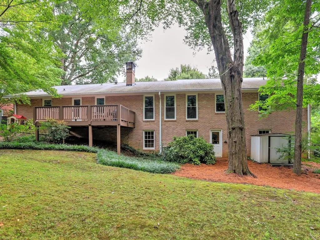 52 Brandon Ridge Drive, Atlanta, Georgia 30328, 3 Bedrooms Bedrooms, ,2 BathroomsBathrooms,Residential,Sold,52 Brandon Ridge Drive,6799590