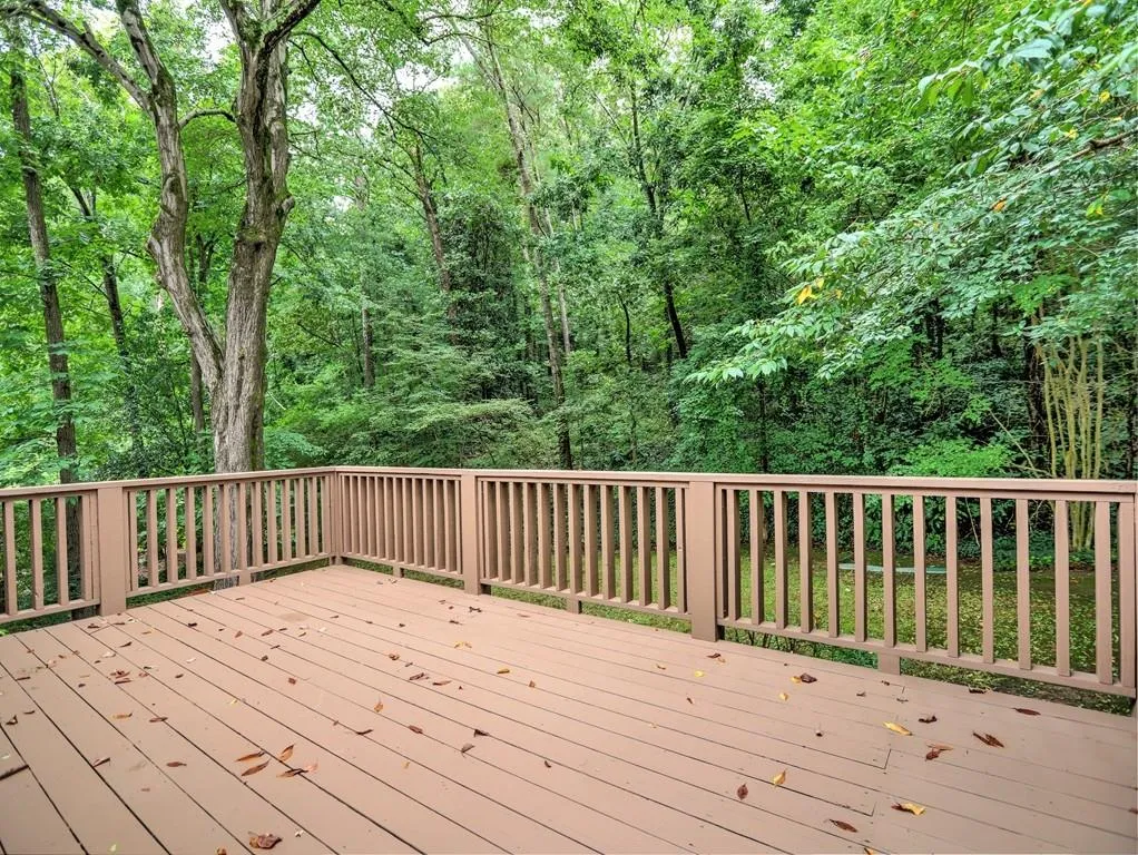 52 Brandon Ridge Drive, Atlanta, Georgia 30328, 3 Bedrooms Bedrooms, ,2 BathroomsBathrooms,Residential,Sold,52 Brandon Ridge Drive,6799590