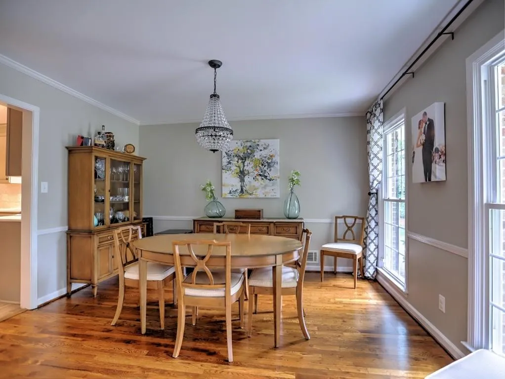 52 Brandon Ridge Drive, Atlanta, Georgia 30328, 3 Bedrooms Bedrooms, ,2 BathroomsBathrooms,Residential,Sold,52 Brandon Ridge Drive,6799590