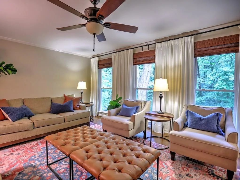 52 Brandon Ridge Drive, Atlanta, Georgia 30328, 3 Bedrooms Bedrooms, ,2 BathroomsBathrooms,Residential,Sold,52 Brandon Ridge Drive,6799590