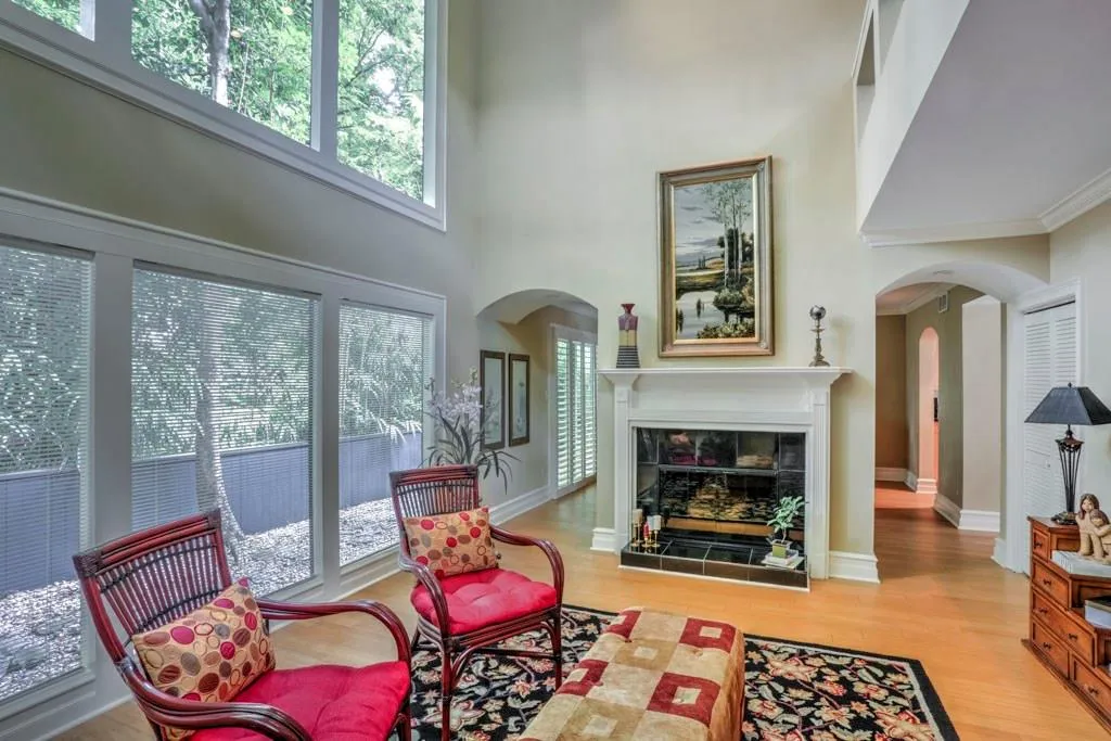 30 Forrest Place Ne, Sandy Springs, Georgia 30328, 3 Bedrooms Bedrooms, ,2 BathroomsBathrooms,Residential,Sold,30 Forrest Place Ne,6039611