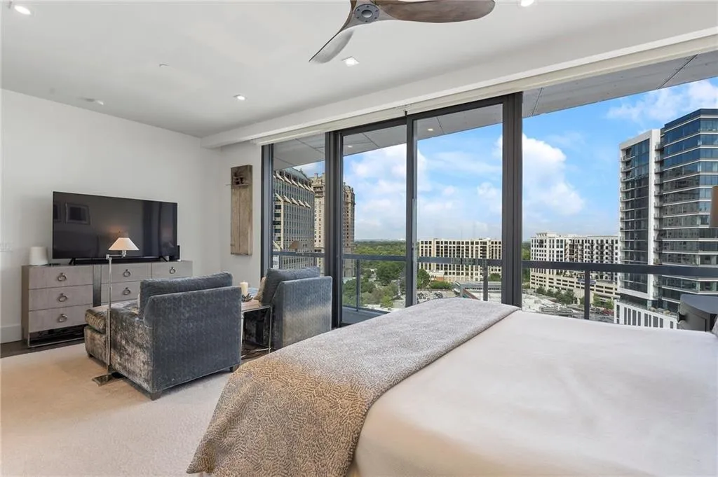 3107 Peachtree Road Ne Unit 1101, Atlanta, Georgia 30305, 3 Bedrooms Bedrooms, ,3 BathroomsBathrooms,Residential,For Sale,3107 Peachtree Road Ne Unit 1101,7444687