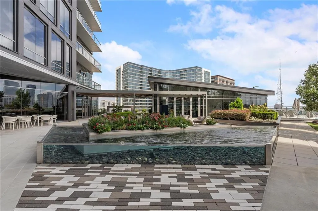 3107 Peachtree Road Ne Unit 1101, Atlanta, Georgia 30305, 3 Bedrooms Bedrooms, ,3 BathroomsBathrooms,Residential,For Sale,3107 Peachtree Road Ne Unit 1101,7444687