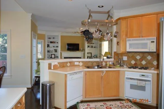 2303 Wayside Drive, Brookhaven, Georgia 30319, 4 Bedrooms Bedrooms, ,2 BathroomsBathrooms,Residential,Sold,2303 Wayside Drive,5736868