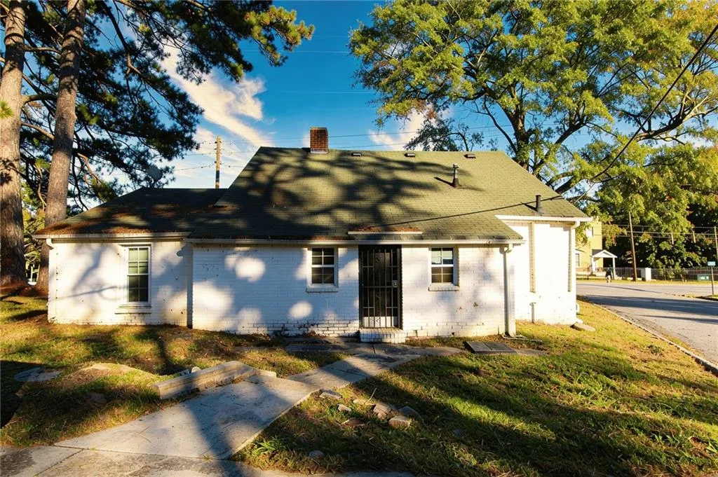 602 W Lake Avenue Nw, Atlanta, Georgia 30318, 2 Bedrooms Bedrooms, 0 ,2 BathroomsBathrooms,Residential,For Sale,602 W Lake Avenue Nw,7674696