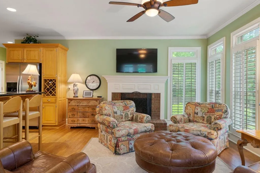 8200 Sullivan Hill Road, Sandy Springs, Georgia 30350, 5 Bedrooms Bedrooms, ,4 BathroomsBathrooms,Residential,Sold,8200 Sullivan Hill Road,7213804