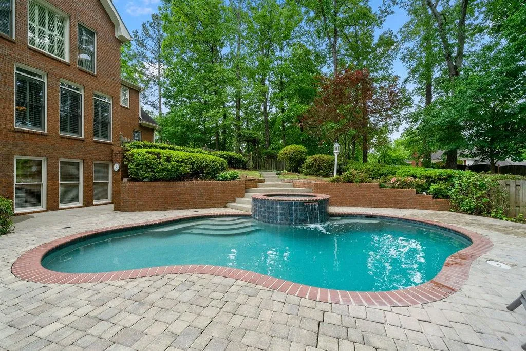 8200 Sullivan Hill Road, Sandy Springs, Georgia 30350, 5 Bedrooms Bedrooms, ,4 BathroomsBathrooms,Residential,Sold,8200 Sullivan Hill Road,7213804