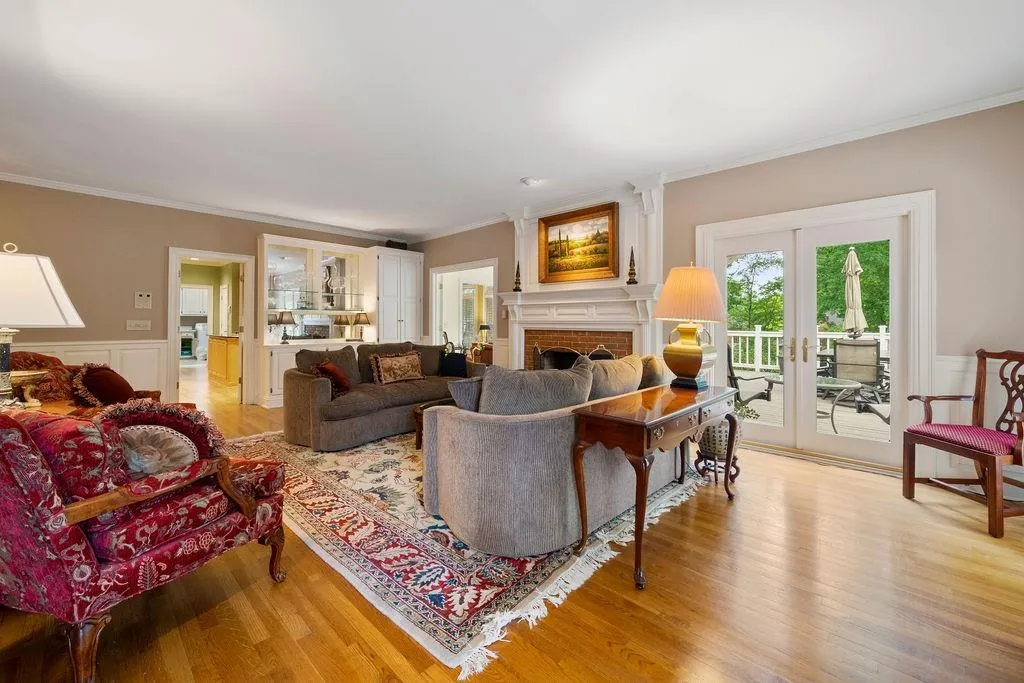 8200 Sullivan Hill Road, Sandy Springs, Georgia 30350, 5 Bedrooms Bedrooms, ,4 BathroomsBathrooms,Residential,Sold,8200 Sullivan Hill Road,7213804