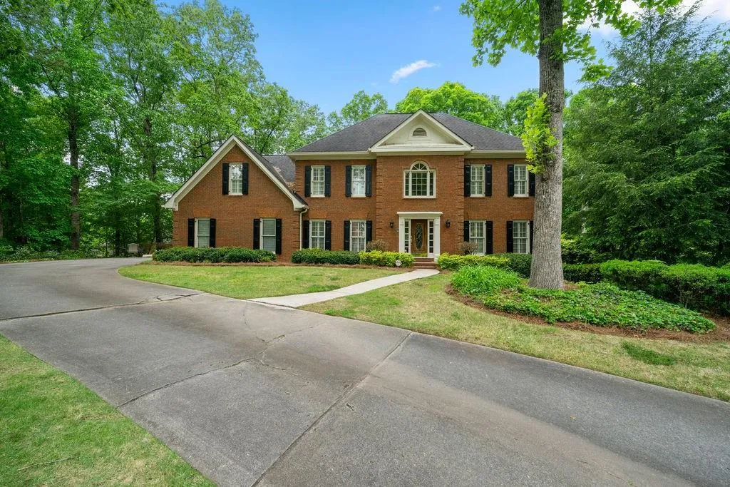 8200 Sullivan Hill Road, Sandy Springs, Georgia 30350, 5 Bedrooms Bedrooms, ,4 BathroomsBathrooms,Residential,Sold,8200 Sullivan Hill Road,7213804