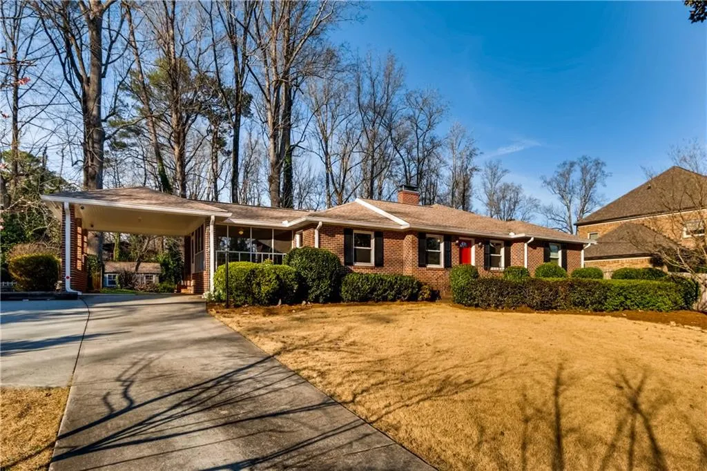 520 Carolwood Lane, Atlanta, Georgia 30342, 3 Bedrooms Bedrooms, ,2 BathroomsBathrooms,Residential,Sold,520 Carolwood Lane,6511761 520 Carolwood Lane, Atlanta, Georgia 30342, 3 Bedrooms Bedrooms, ,2 BathroomsBathrooms,Residential,Sold,520 Carolwood Lane,6511761