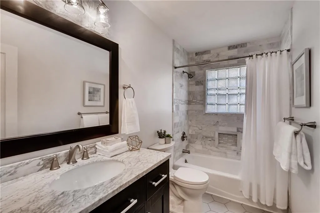 520 Carolwood Lane, Atlanta, Georgia 30342, 3 Bedrooms Bedrooms, ,2 BathroomsBathrooms,Residential,Sold,520 Carolwood Lane,6511761 520 Carolwood Lane, Atlanta, Georgia 30342, 3 Bedrooms Bedrooms, ,2 BathroomsBathrooms,Residential,Sold,520 Carolwood Lane,6511761