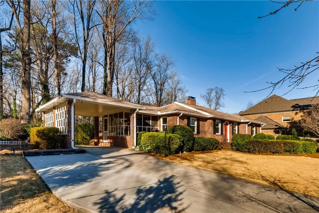 520 Carolwood Lane, Atlanta, Georgia 30342, 3 Bedrooms Bedrooms, ,2 BathroomsBathrooms,Residential,Sold,520 Carolwood Lane,6511761 520 Carolwood Lane, Atlanta, Georgia 30342, 3 Bedrooms Bedrooms, ,2 BathroomsBathrooms,Residential,Sold,520 Carolwood Lane,6511761