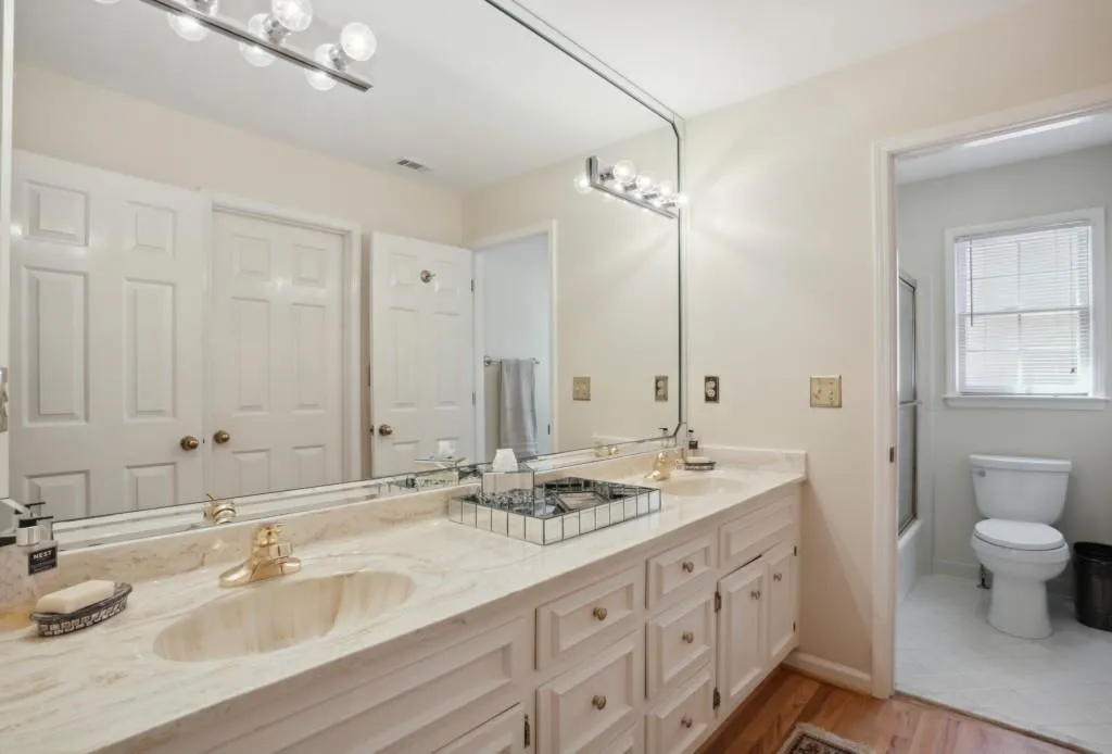 120 Grosvenor Place, Sandy Springs, Georgia 30328, 4 Bedrooms Bedrooms, ,2 BathroomsBathrooms,Residential,Sold,120 Grosvenor Place,7111571