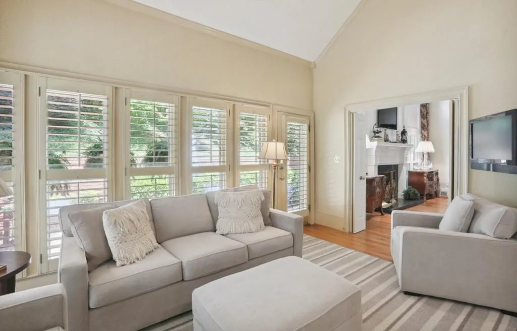 120 Grosvenor Place, Sandy Springs, Georgia 30328, 4 Bedrooms Bedrooms, ,2 BathroomsBathrooms,Residential,Sold,120 Grosvenor Place,7111571
