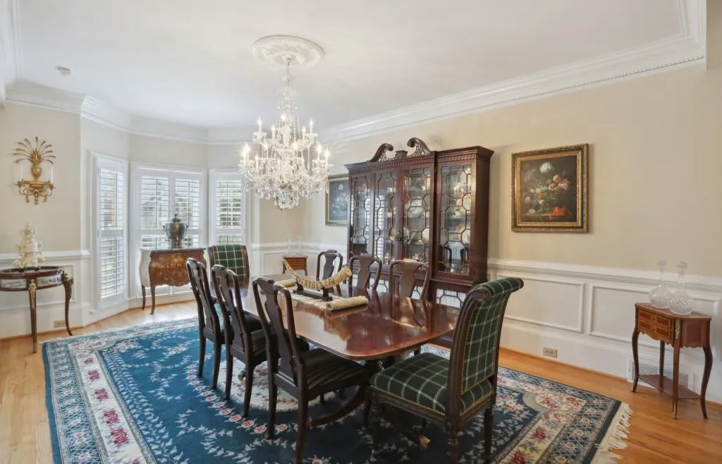 120 Grosvenor Place, Sandy Springs, Georgia 30328, 4 Bedrooms Bedrooms, ,2 BathroomsBathrooms,Residential,Sold,120 Grosvenor Place,7111571