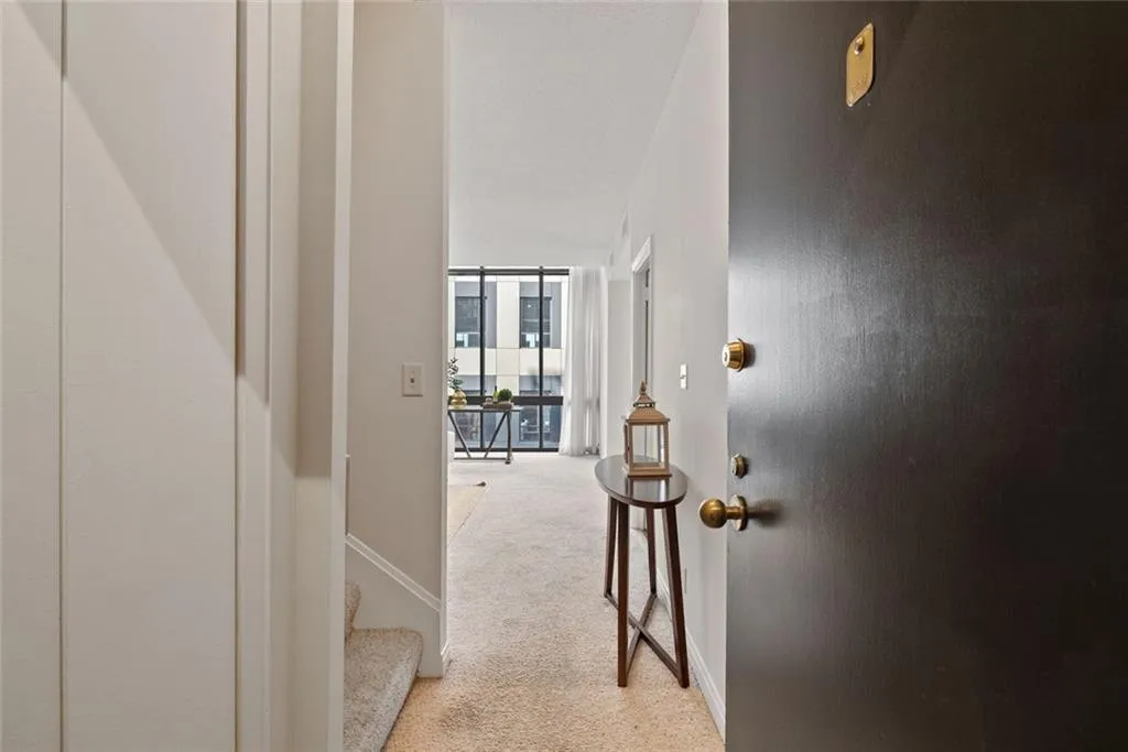 145 15th Street Ne Unit 602, Atlanta, Georgia 30309, 2 Bedrooms Bedrooms, ,2 BathroomsBathrooms,Residential,For Sale,145 15th Street Ne Unit 602,7613277