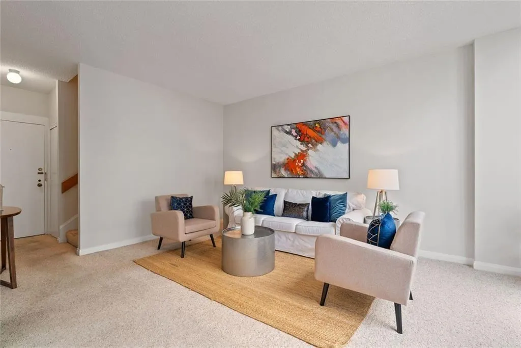 145 15th Street Ne Unit 602, Atlanta, Georgia 30309, 2 Bedrooms Bedrooms, ,2 BathroomsBathrooms,Residential,For Sale,145 15th Street Ne Unit 602,7613277