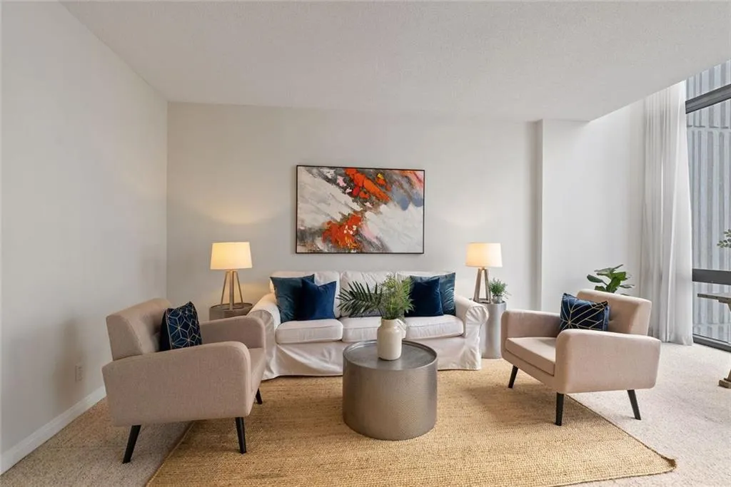 145 15th Street Ne Unit 602, Atlanta, Georgia 30309, 2 Bedrooms Bedrooms, ,2 BathroomsBathrooms,Residential,For Sale,145 15th Street Ne Unit 602,7613277