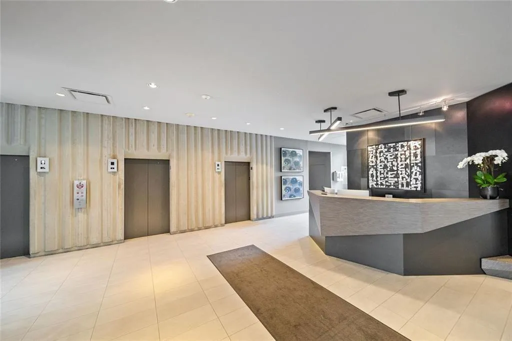 145 15th Street Ne Unit 602, Atlanta, Georgia 30309, 2 Bedrooms Bedrooms, ,2 BathroomsBathrooms,Residential,For Sale,145 15th Street Ne Unit 602,7613277