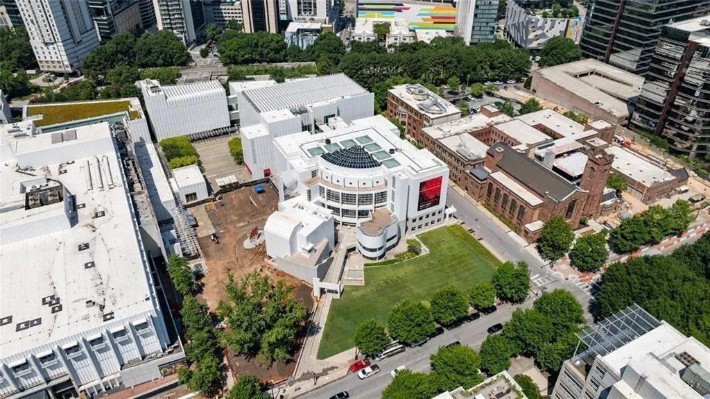 145 15th Street Ne Unit 602, Atlanta, Georgia 30309, 2 Bedrooms Bedrooms, ,2 BathroomsBathrooms,Residential,For Sale,145 15th Street Ne Unit 602,7613277