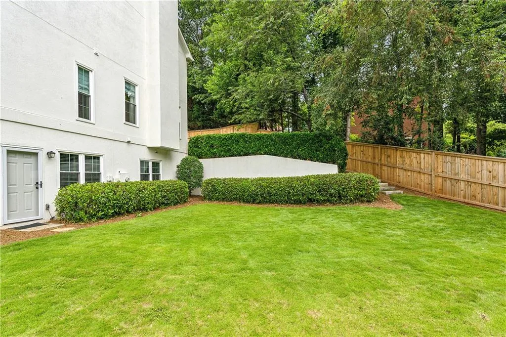 505 Woodmoore Court, Sandy Springs, Georgia 30342, 5 Bedrooms Bedrooms, ,4 BathroomsBathrooms,Residential,Sold,505 Woodmoore Court,7591074