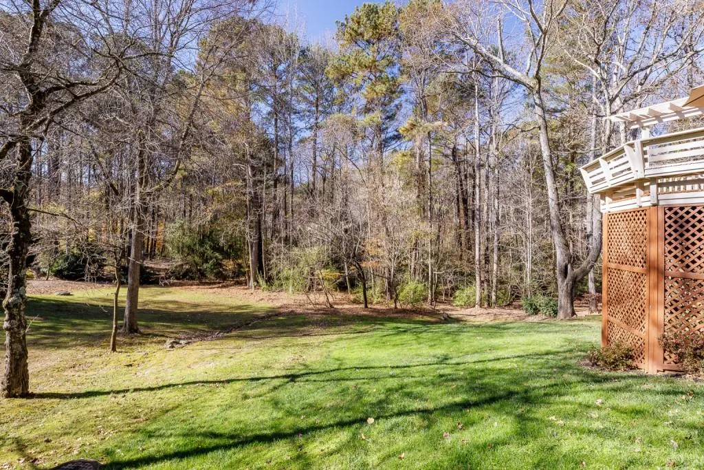 7655 S Spalding Lake Drive, Sandy Springs, Georgia 30350, 5 Bedrooms Bedrooms, ,4 BathroomsBathrooms,Residential,Sold,7655 S Spalding Lake Drive,6997897