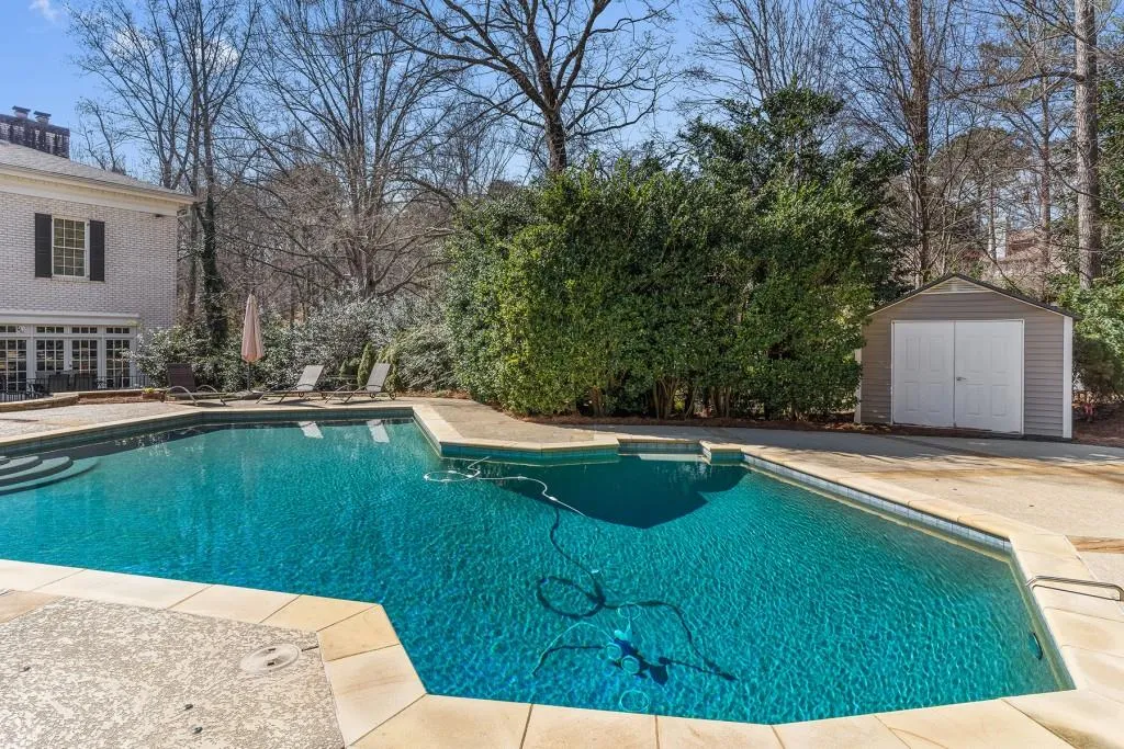185 Churchill Drive, Sandy Springs, Georgia 30350, 4 Bedrooms Bedrooms, ,3 BathroomsBathrooms,Residential,Sold,185 Churchill Drive,6716364