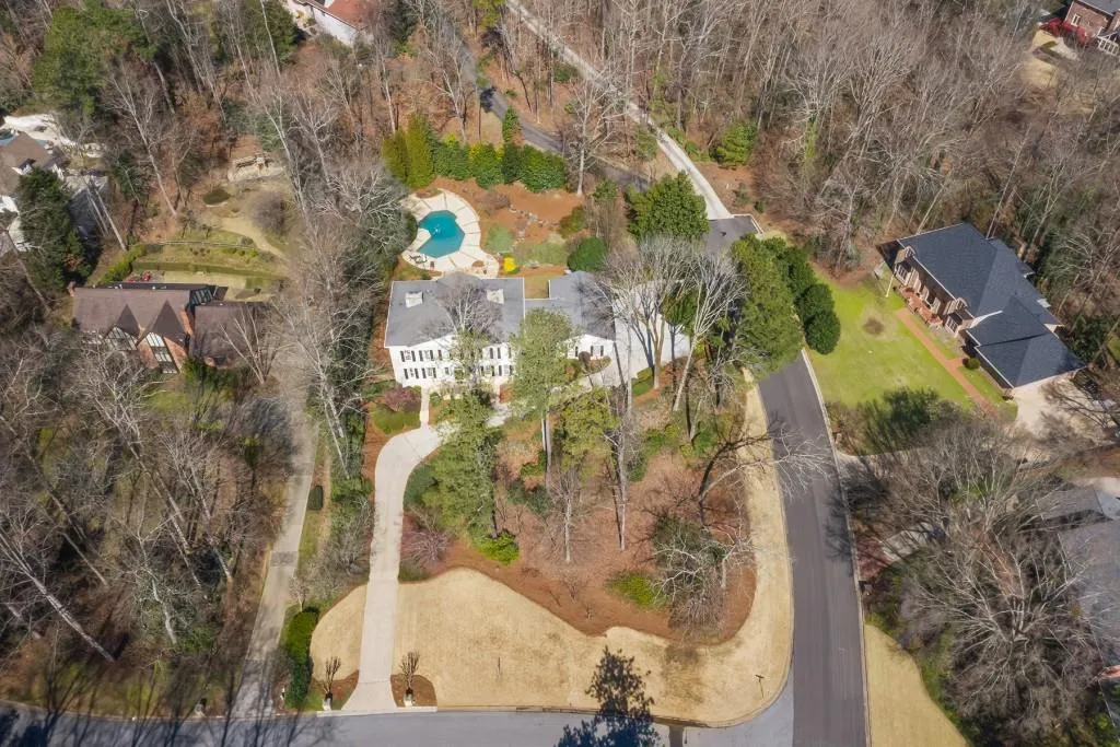 185 Churchill Drive, Sandy Springs, Georgia 30350, 4 Bedrooms Bedrooms, ,3 BathroomsBathrooms,Residential,Sold,185 Churchill Drive,6716364