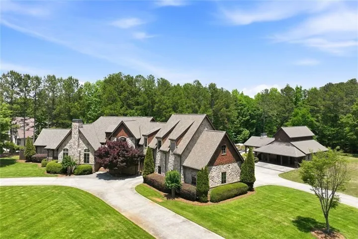 605 Carriage Avenue, Jefferson, Georgia 30549