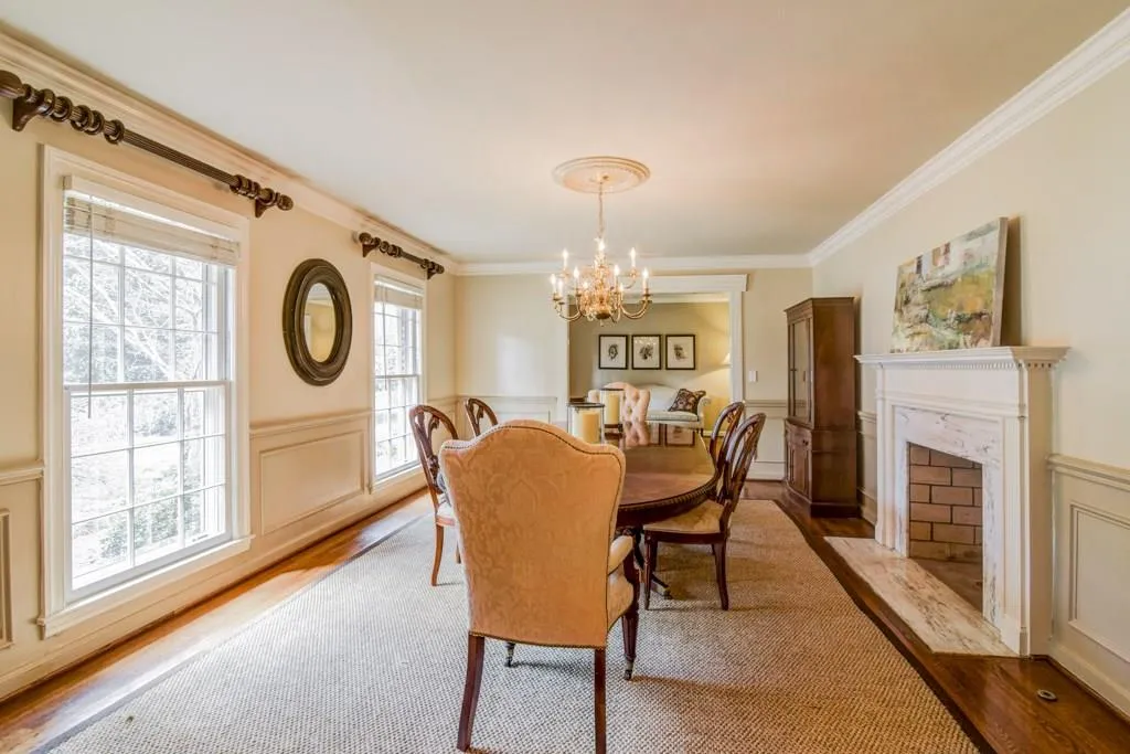55 Pine Lake Drive, Sandy Springs, Georgia 30327, 5 Bedrooms Bedrooms, ,3 BathroomsBathrooms,Residential,Sold,55 Pine Lake Drive,5977409