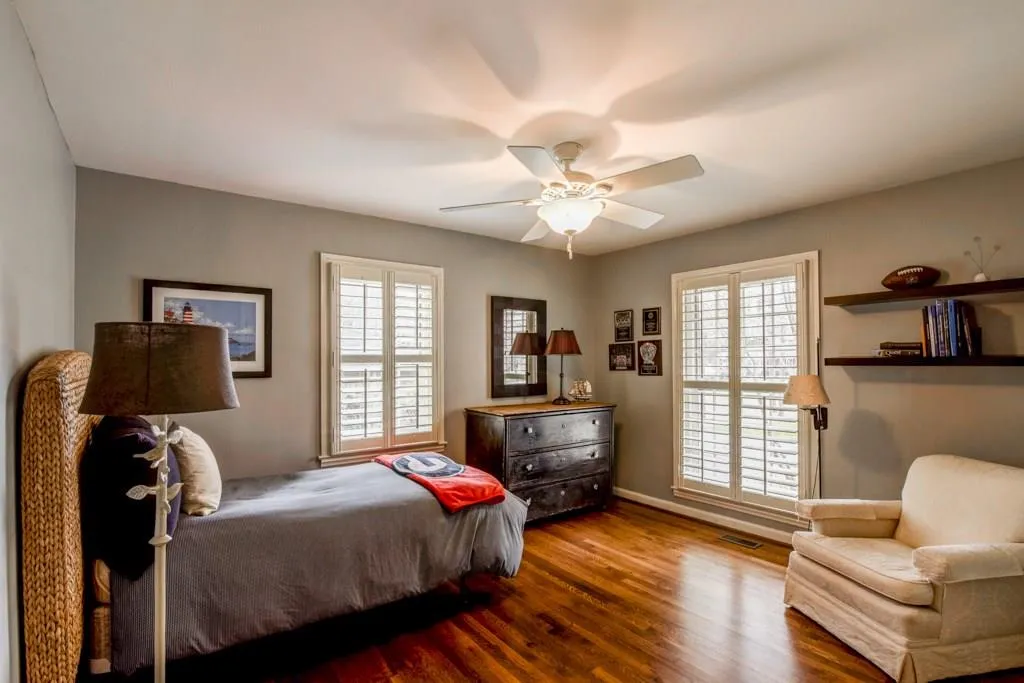 55 Pine Lake Drive, Sandy Springs, Georgia 30327, 5 Bedrooms Bedrooms, ,3 BathroomsBathrooms,Residential,Sold,55 Pine Lake Drive,5977409