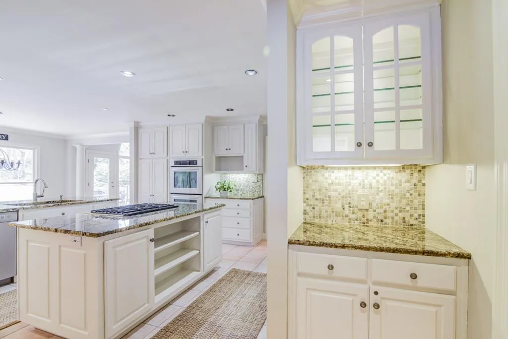 55 Pine Lake Drive, Sandy Springs, Georgia 30327, 5 Bedrooms Bedrooms, ,3 BathroomsBathrooms,Residential,Sold,55 Pine Lake Drive,5977409