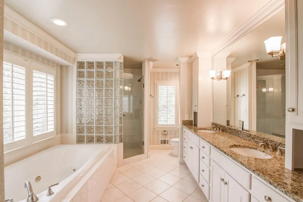 55 Pine Lake Drive, Sandy Springs, Georgia 30327, 5 Bedrooms Bedrooms, ,3 BathroomsBathrooms,Residential,Sold,55 Pine Lake Drive,5977409