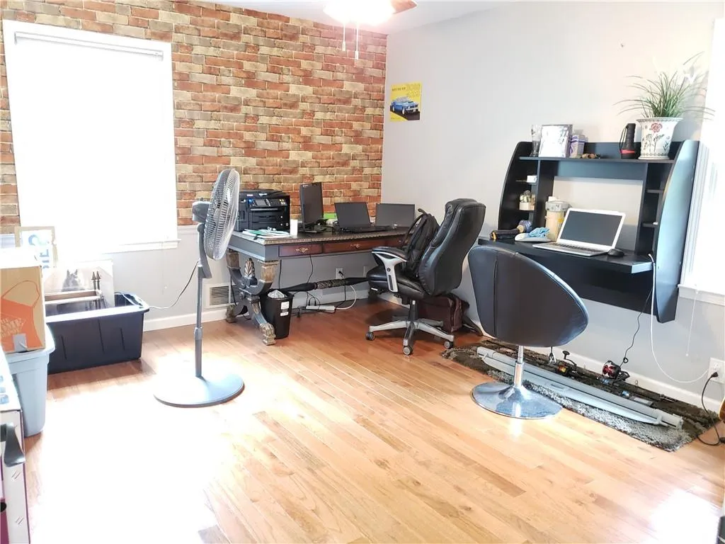 785 Sudbury Road, Sandy Springs, Georgia 30328, 5 Bedrooms Bedrooms, ,3 BathroomsBathrooms,Residential,Sold,785 Sudbury Road,7012324