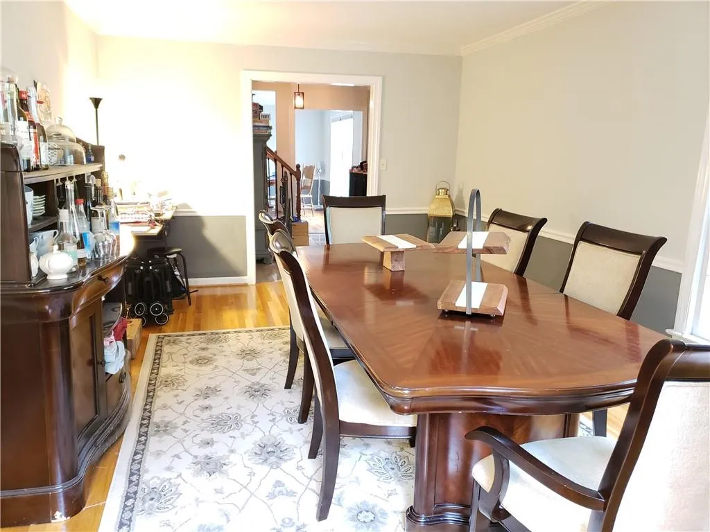 785 Sudbury Road, Sandy Springs, Georgia 30328, 5 Bedrooms Bedrooms, ,3 BathroomsBathrooms,Residential,Sold,785 Sudbury Road,7012324